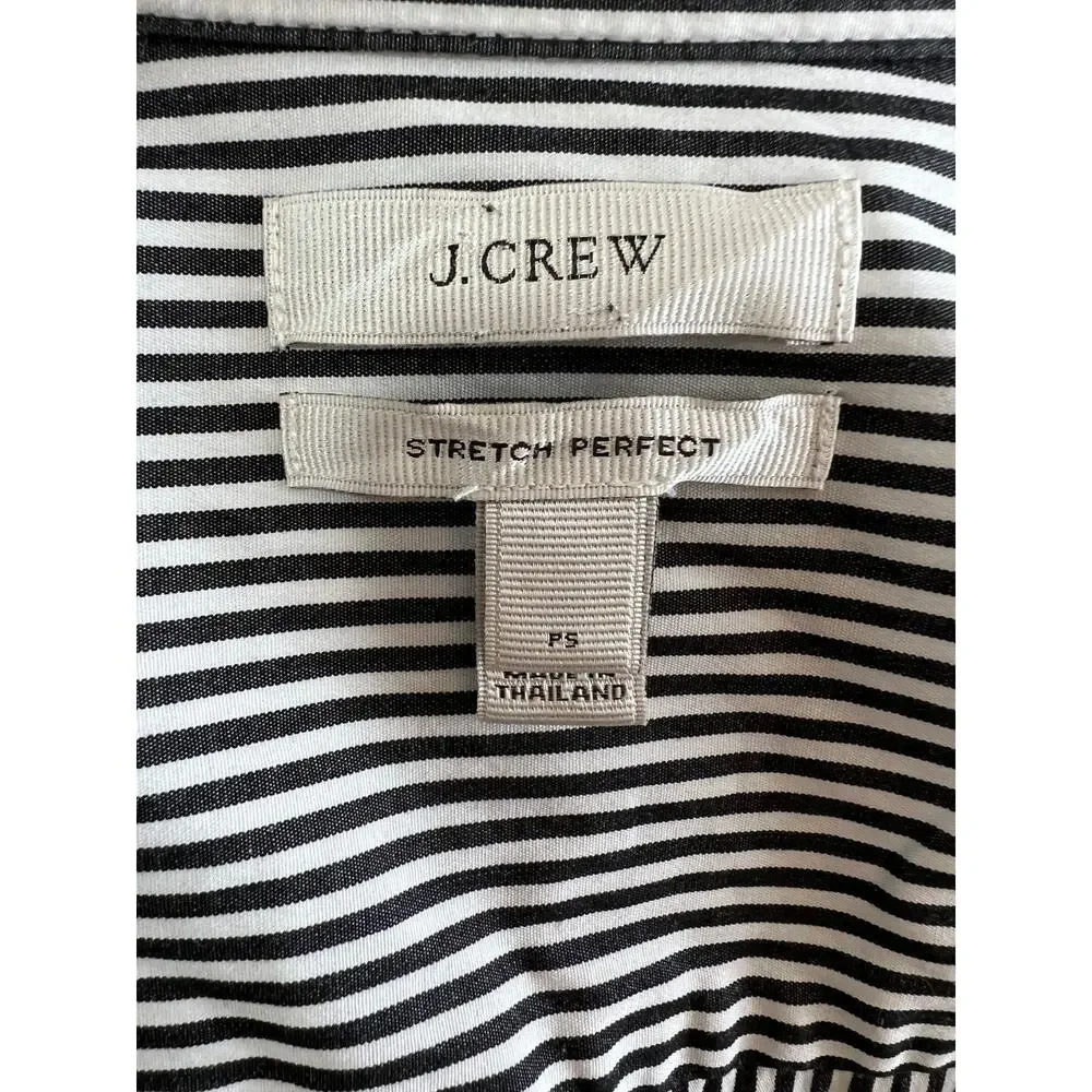 J Crew Stretch Perfect Top White Black Stripe Button Up Long Sleeve Shirt PS
